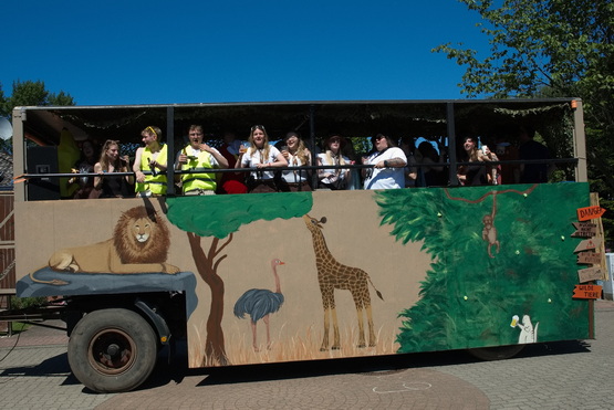 20260525_Bunter-Umzug_0017.jpg
