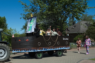 20260525_Bunter-Umzug_0018.jpg